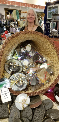 Gift Packs Banner Mountain Show